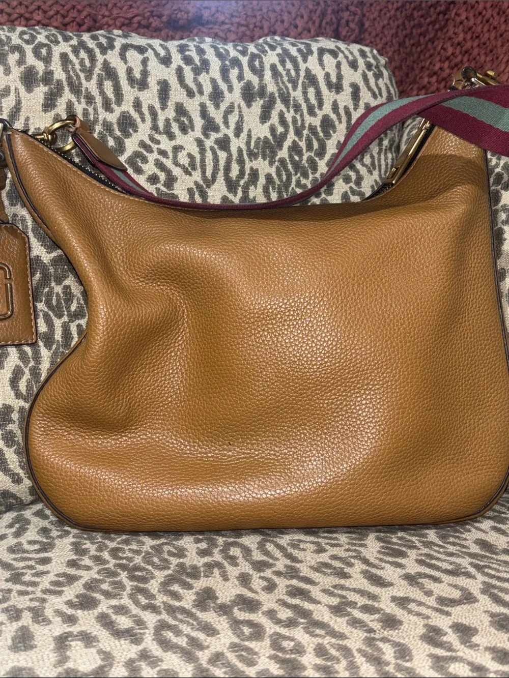 Marc Jacobs Gotham hobo shoulder bag tan leather purse slouchy chunky hardware
